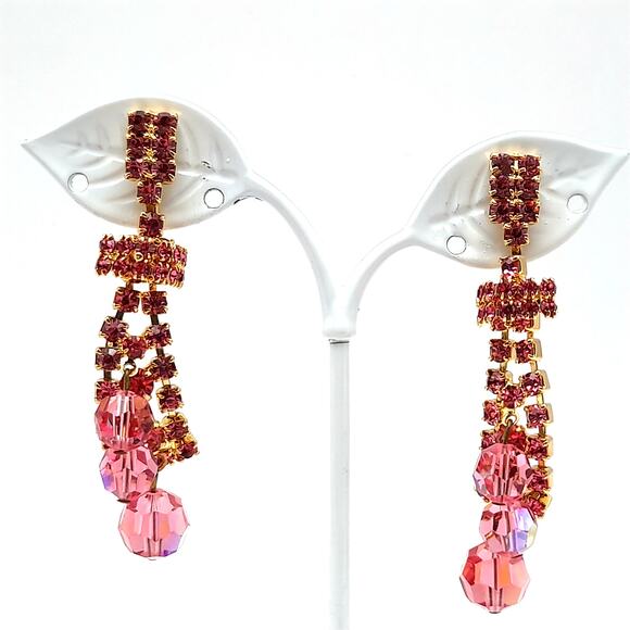 Vintage Pink Rhinestone Crystal Drop Clip On Earrings - Picture 1 of 9
